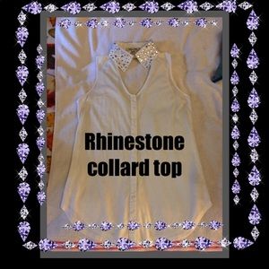 🦄White rhinestone collared sleeveless top🦄